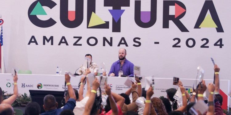 Mais de 50 propostas de fortalecimento à cultura no AM são aprovadas em conferência 