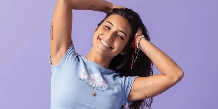 Pai de Vanessa Lopes atualiza estado da filha e pede empatia pós-reality na TV