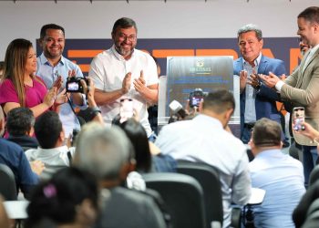 ‘Educar para reduzir acidentes’, diz Wilson Lima ao inaugurar Escola Pública de Trânsito 