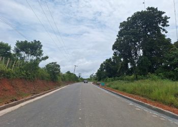 Construção da estrada Coari-Itapeua avança na zona rural de Coari