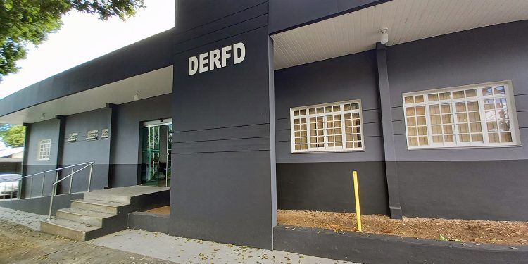 Polícia Civil indicia dupla por furtos de cabos telefônicos e fibra óptica subterrânea no bairro Centro