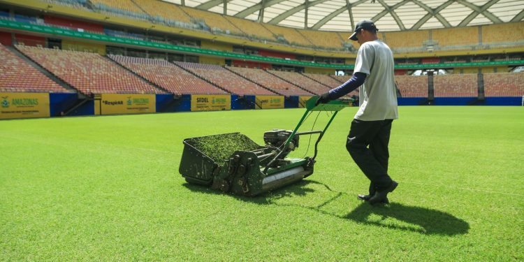 Reparos e manutenções preparam a Arena da Amazônia para jogo entre Vasco e Audax
