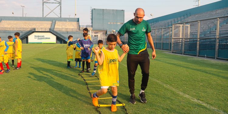 Programa Pelci anuncia 3,5 mil vagas para prática esportiva no AM