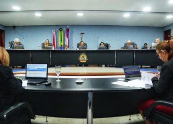 TCE determina que gestor da SAAE de Iranduba devolva R$ 216,1 mil aos cofres públicos