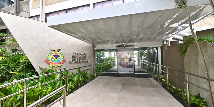 TCE-AM alerta governo e prefeituras sobre aumento de casos de Covid-19