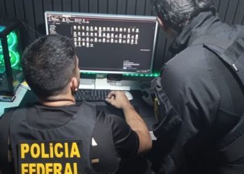 PF mira autores de áudio falso contra prefeito de Manaus