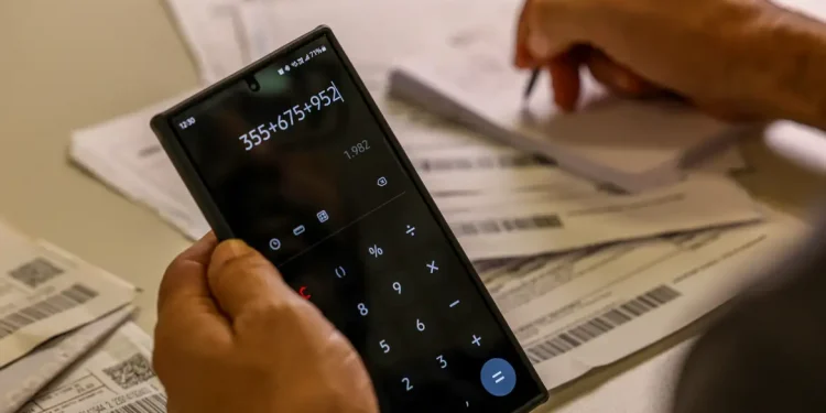 Compensação de boletos no mesmo dia começa a valer no País