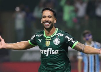 Palmeiras renova contrato do zagueiro Luan até o final de 2025