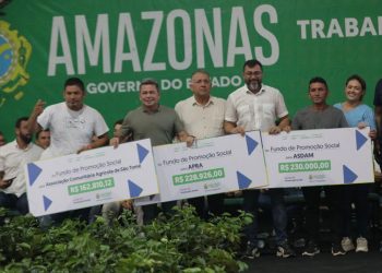 Em Parintins, Wilson Lima anuncia investimento de R$ 11 milhões para setores primário e moveleiro do Estado