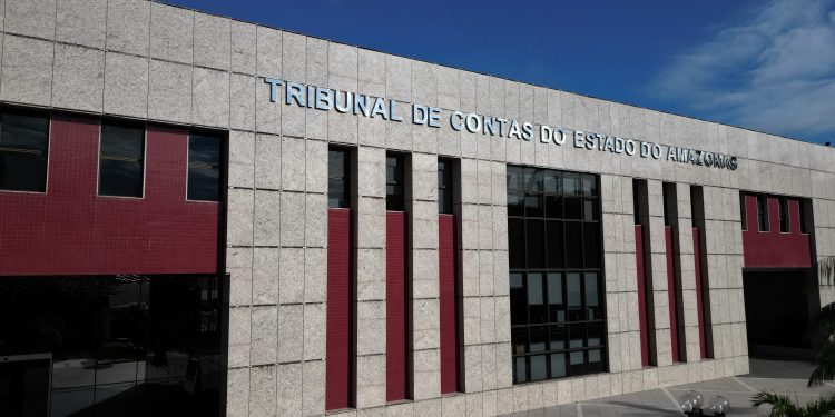 TCE-AM emite alerta sobre prazo limite para entrega da prestação de contas anual