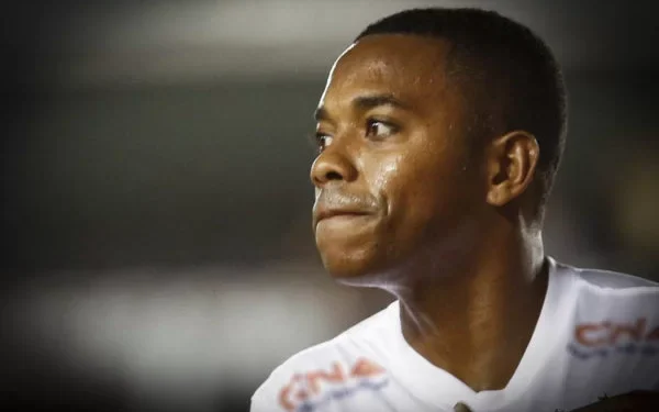 De astro do futebol a condenado à prisão: relembre trajetória de Robinho