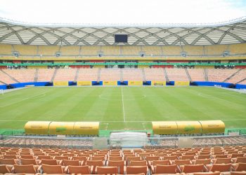 Manaus FC e Paysandu-PA se enfrentam na primeira partida das quartas de final da Copa Verde