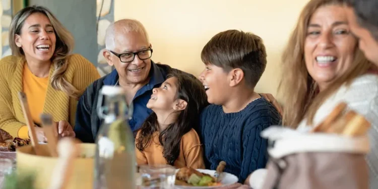 Vai receber na Páscoa? Saiba como organizar um almoço em família perfeito