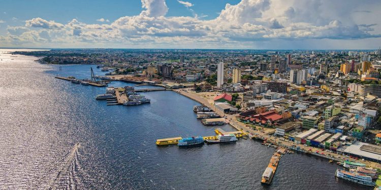 Nível do Rio Negro sobe 1,05 metro em fevereiro
