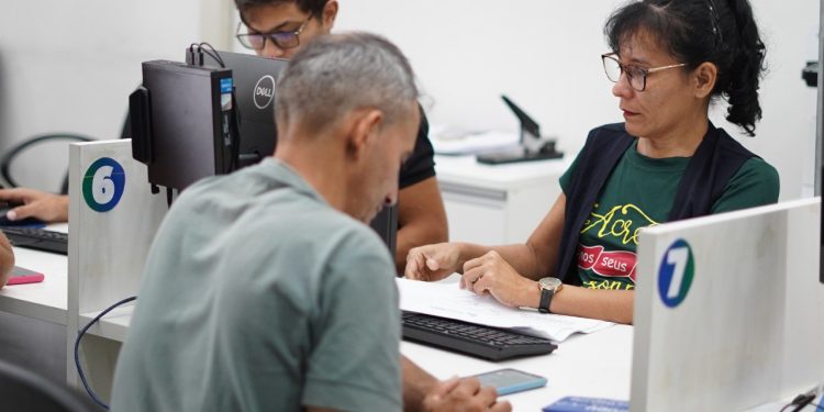 Sine Amazonas divulga 187 vagas de emprego para terça-feira (30)