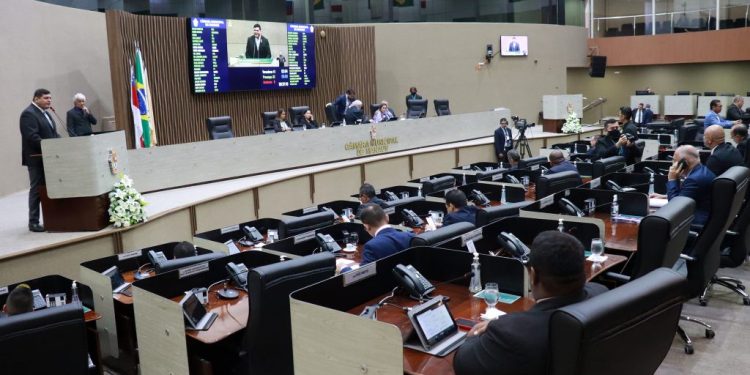 Justiça derruba liminar e CMM deve votar empréstimo de R$ 580 milhões para Prefeitura de Manaus