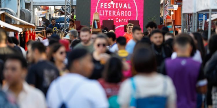Festival Literário do Centro acontece de sexta-feira a domingo