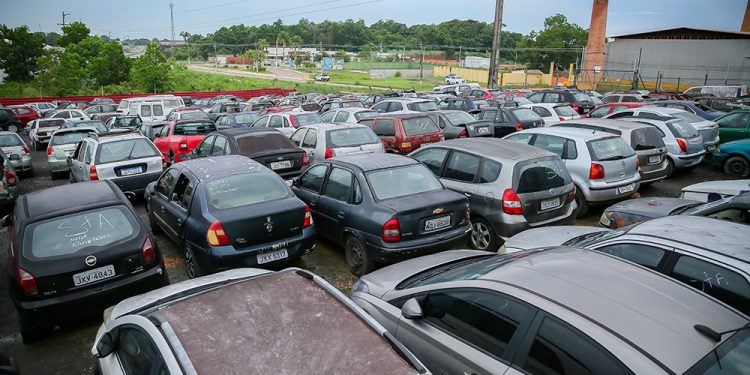 Detran Amazonas: Leilão de sucatas servíveis começa nesta terça-feira