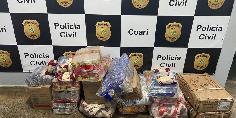 Funcionários públicos e empresário são presos por furto de merenda escolar em Coari