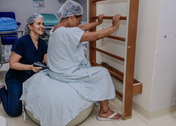 Maternidades do AM incentivam parto natural humanizado e oferecem atendimento multicultural