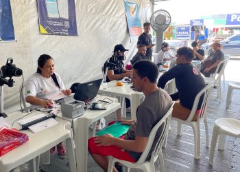 Governo do AM realiza mutirão para entrega de carteira de identidade em Manaus