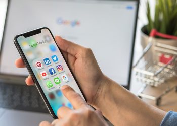 Redes sociais devem indenizar amazonenses por bloqueio indevido