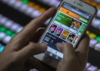Apostas on-line só poderão ser pagas por PIX, transferência ou débito