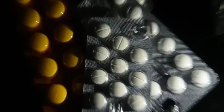 Medicamentos estão 4,5% mais caros a partir desta segunda (1°)