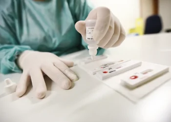 Mutirão: Fundação de Medicina Tropical oferece testagem para ISTs no sábado (6)