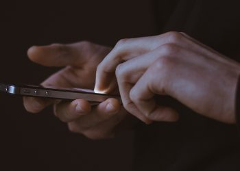 Secretaria de Educação alerta para golpe com aplicativo do Programa Pé-de-Meia