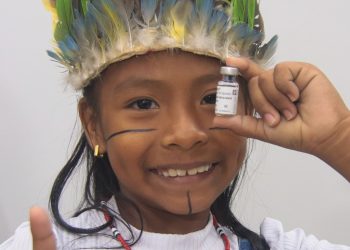 Prefeitura convoca crianças e adolescentes para receber dose de reforço de vacina contra dengue