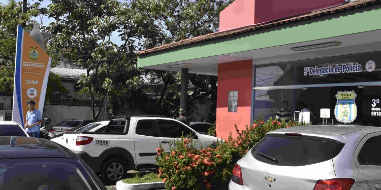 Polícia Civil prende homem por abandono de incapaz do filho recém-nascido