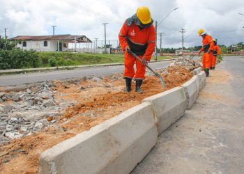 Prefeitura de Manaus abre processo seletivo com 320 vagas para pedreiros e serventes da Seminf