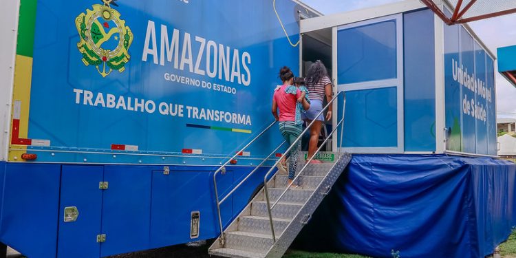 Pela primeira vez, Carreta de Apoio à Saúde vai para municípios do interior