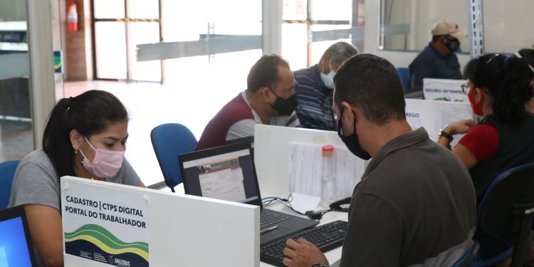 Sine Amazonas divulga 227 vagas de emprego para esta quinta-feira (9)