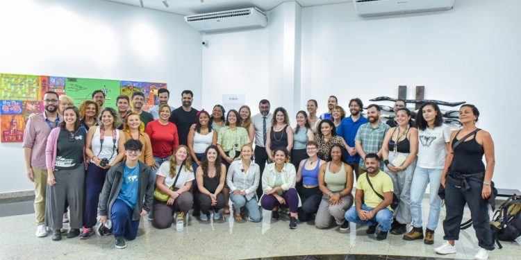 Wilson Lima destaca iniciativas sustentáveis do Amazonas em conversa com estudantes do Brasil e EUA