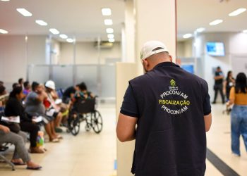 Procon-AM autua três agências bancárias por descumprimento da Lei das Filas