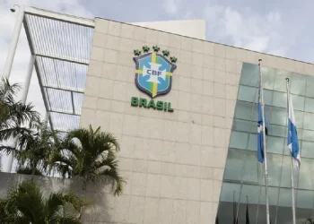CBF suspende duas rodadas do Campeonato Brasileiro por causa da tragédia no RS