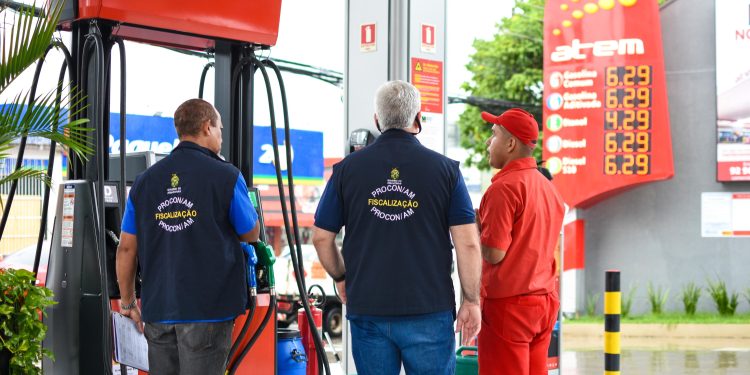 Procon-AM divulga pesquisa semanal do preço dos combustíveis em Manaus