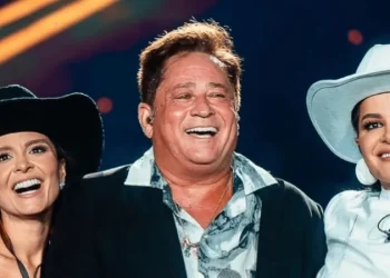 Maraisa beija os pés de Leonardo durante gravação: ‘Eu preciso fazer isso’