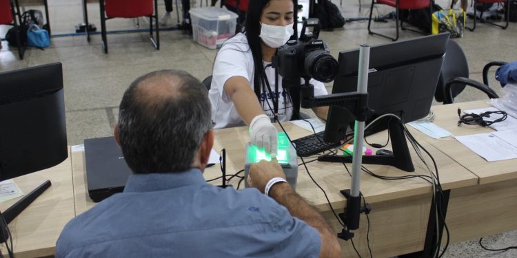 Agendamento para emissão da Carteira de Identidade Nacional abre no domingo (9)