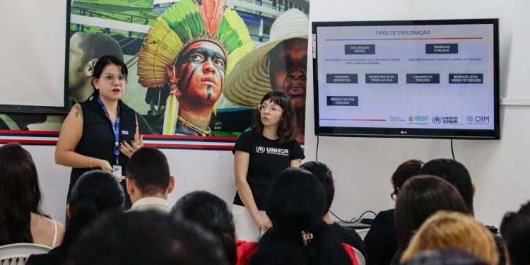 Governo do AM amplia parceria com agências da ONU para atuar contra xenofobia e tráfico de pessoas