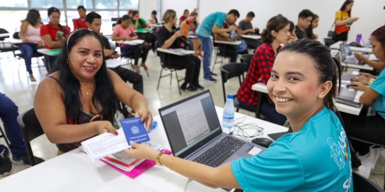 Projeto ‘Sine nos Bairros’ vai beneficiar as zonas Norte e Leste nesse sábado (15)