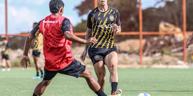 Amazonas FC enfrenta Chapecoense nesta quinta-feira (13) em Manaus