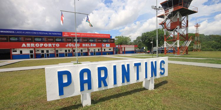 Parintins terá mais de 300 voos durante os dias de festival