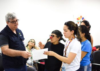 Procon-AM autua hospital particular por demora no atendimento a crianças autistas