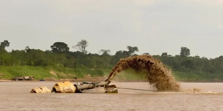 Governo federal investe quase R$ 1 bilhão em dragagem dos rios do Amazonas