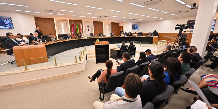 TCE-AM multa presidente do Fundo de Aposentadoria de Canutama em R$ 1,2 milhão