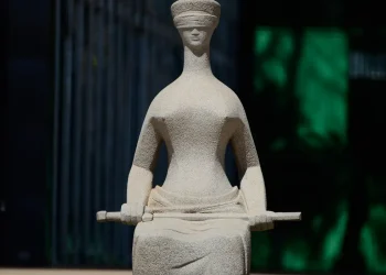 Descriminalização do porte de maconha começa a valer a partir desta sexta (28)