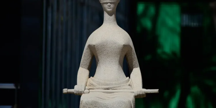 Descriminalização do porte de maconha começa a valer a partir desta sexta (28)